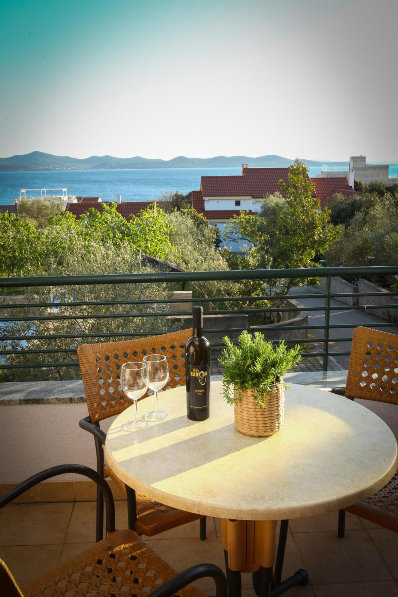 Apartments Vallis Rabiosa Zadar Habitación foto